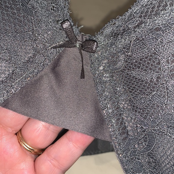 Simply Emma Bra New with out Tags - Picture 2 of 6
